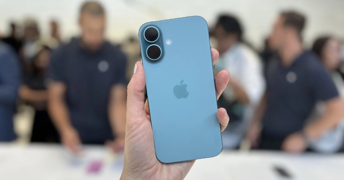 Власники iPhone 16 масово продають їх за рекордно низькими цінами