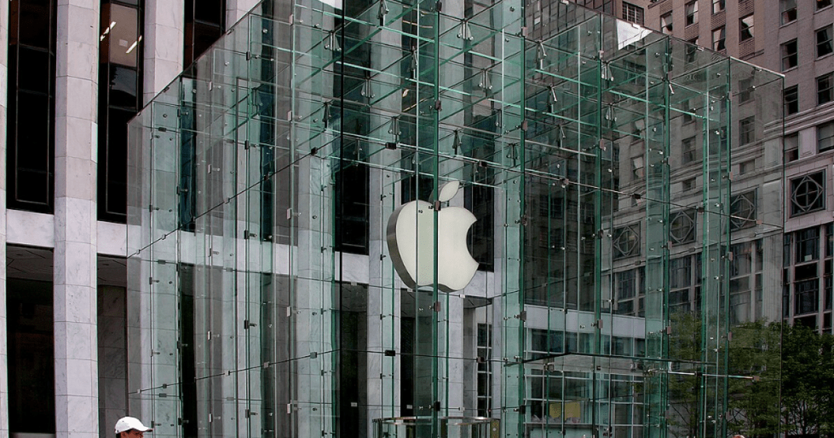 Apple відреагувала на звинувачення та погрози Ілона Маска