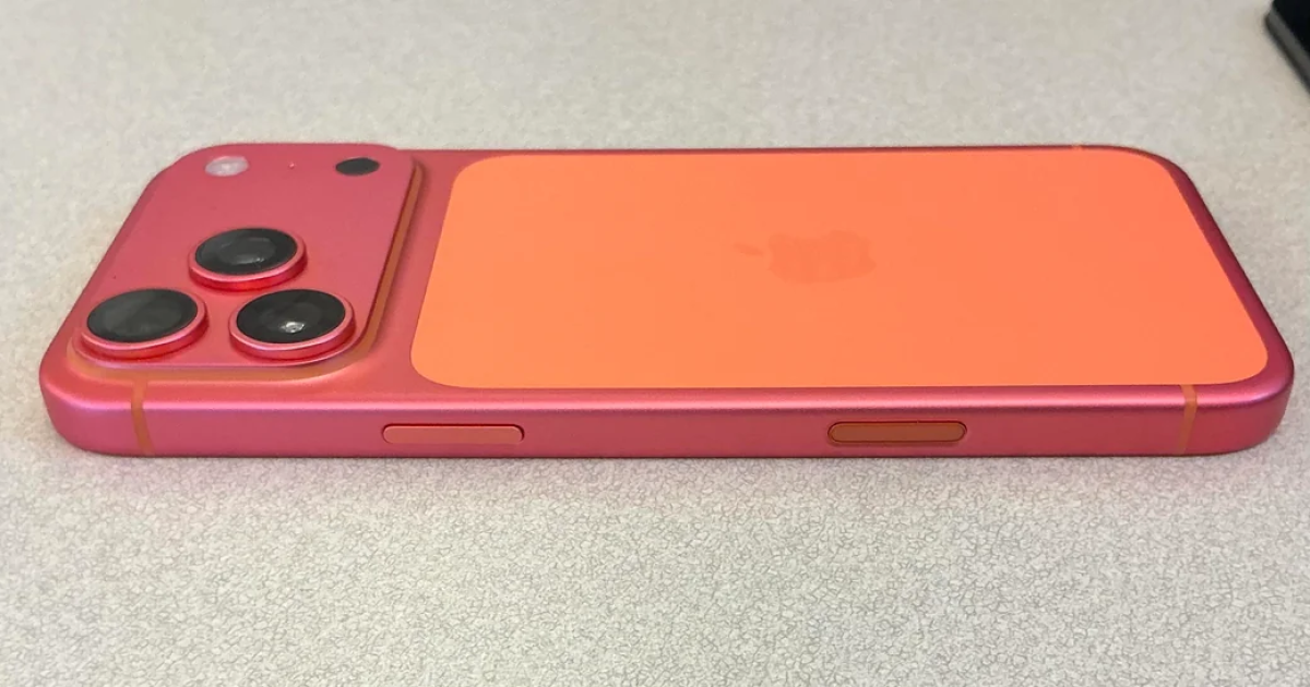 iPhone 17 потрапив під шквал критики через неочікувану зміну кольору