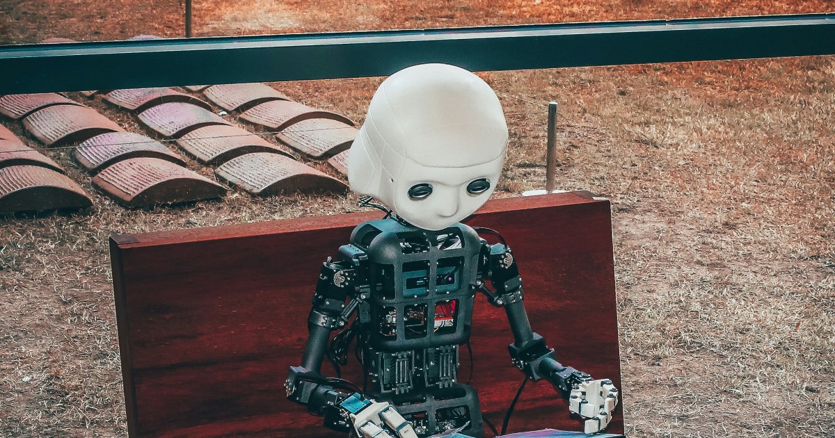 ШІ від ElevenLabs розмовлятиме голосами зірок Голлівуду