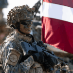 Латвія успішно протестувала "економну" ракету-перехоплювач дронів — відео