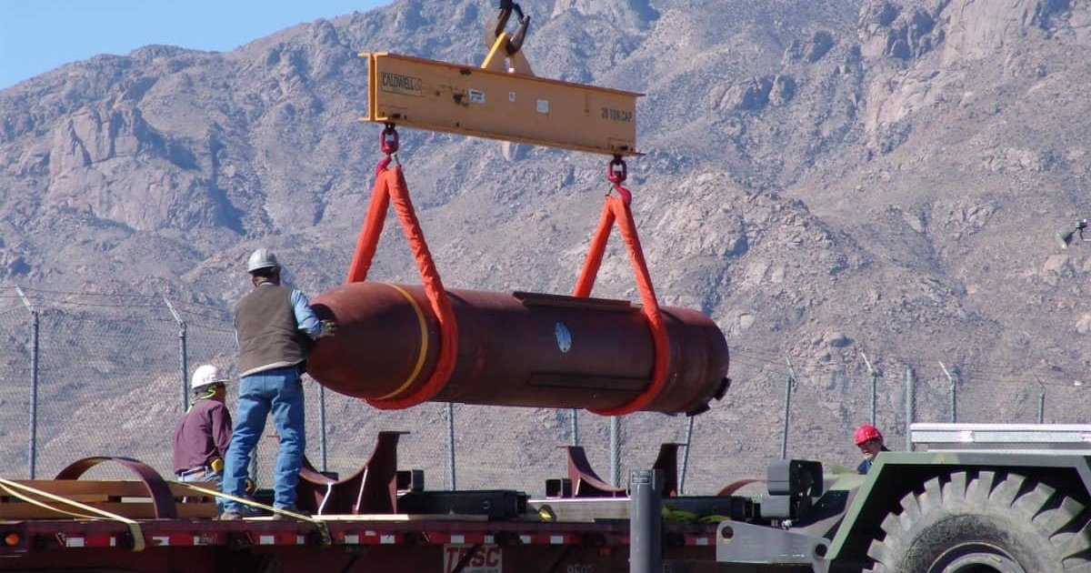 США та Ізраїль атакують Іран велетенськими бункерними бомбами